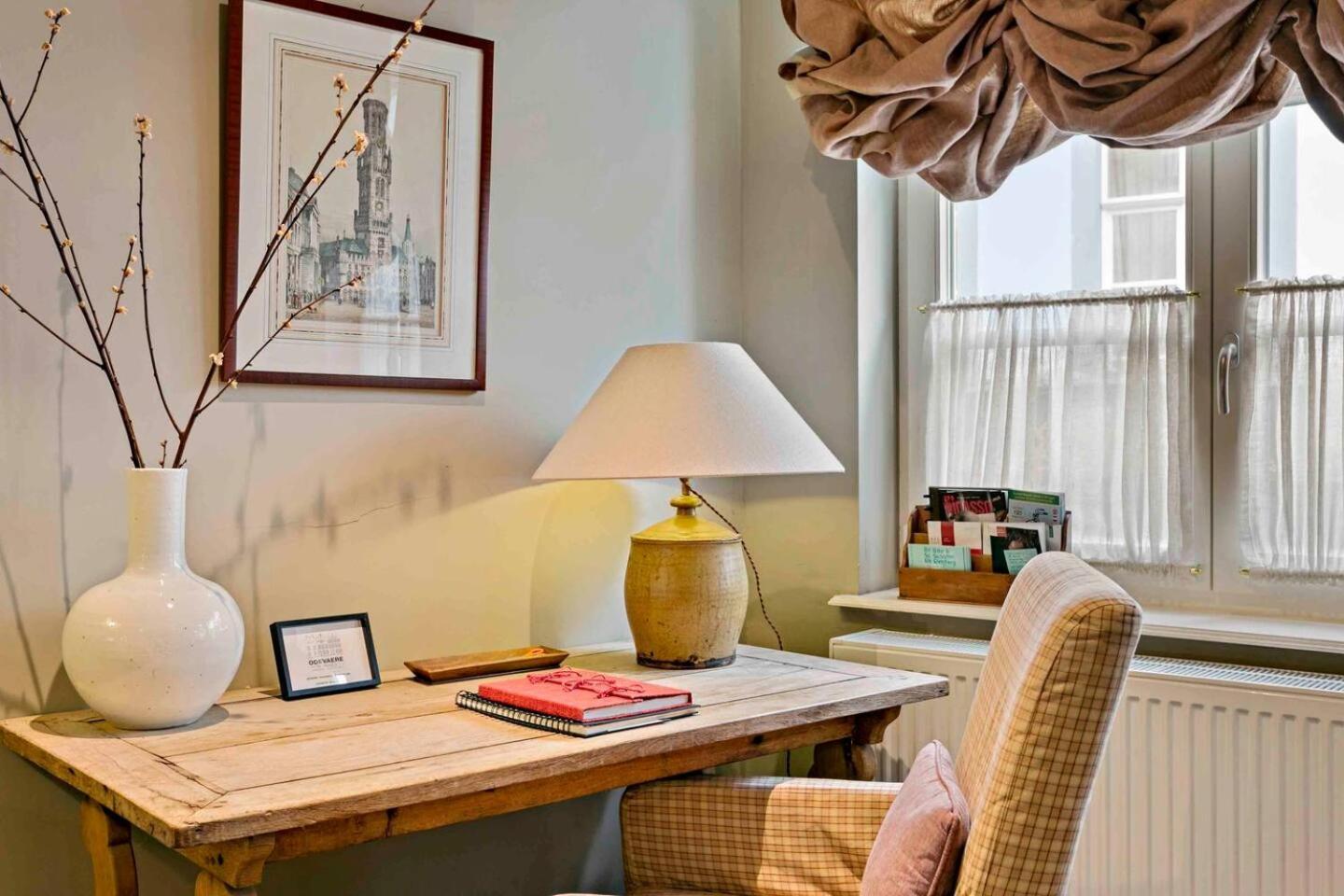 Guesthouse Groeninghe In The Centre Of ブルージュ エクステリア 写真